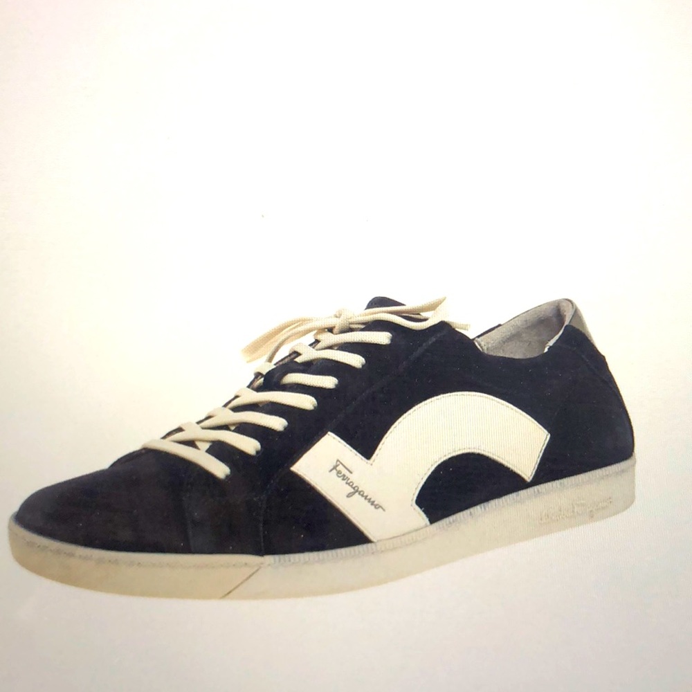 Salvatore Ferragamo blk/w leather/suede size 8.5